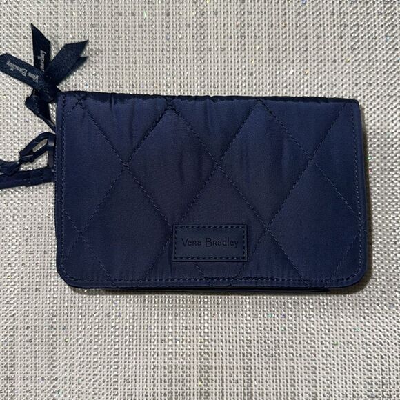 Vera Bradley RFID 3 in 1 Navy Ultralight Quilted Water Repellent Crossbody Bag - Picture 11 of 17